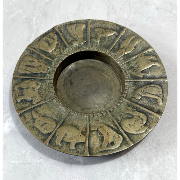 Vintage 1960s Mid Century Brass 12 Chinese Zodiac Animals Dish 5.875" Korea - Picture 2 of 6